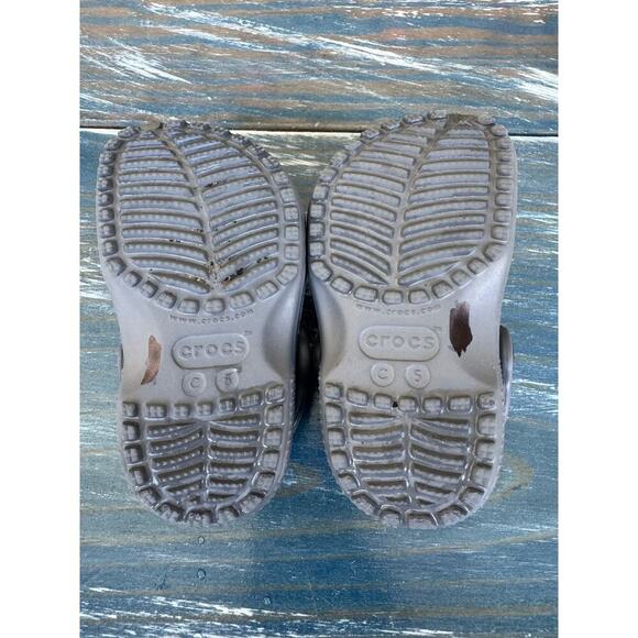Crocs, Gray,  Kids/Toddler shoes, size 5 - Picture 3 of 6